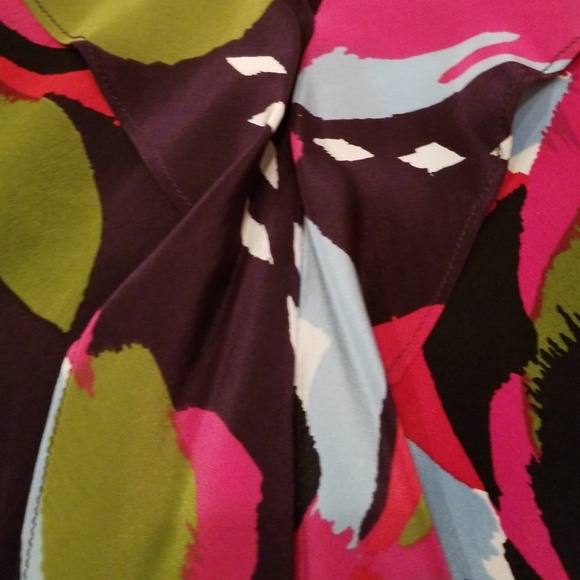 Top - Picture 3 of 3